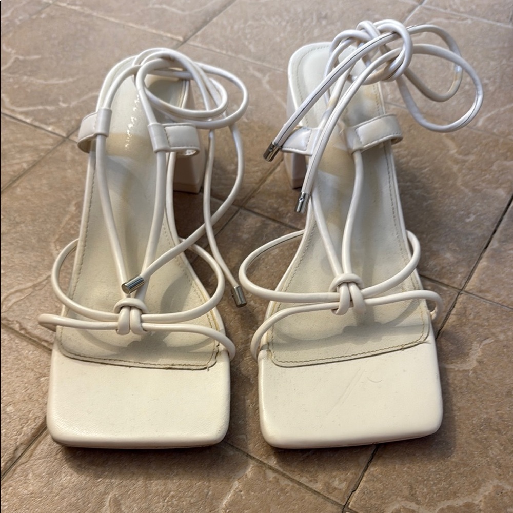 Elegant White Strappy Women's Sandals